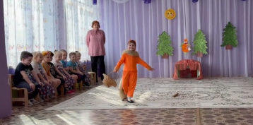 Лисичка со скалочкой Лисичка со скалочкой.